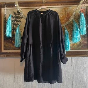 H&M Balloon Sleeve Dress With Buttons. Size XL.